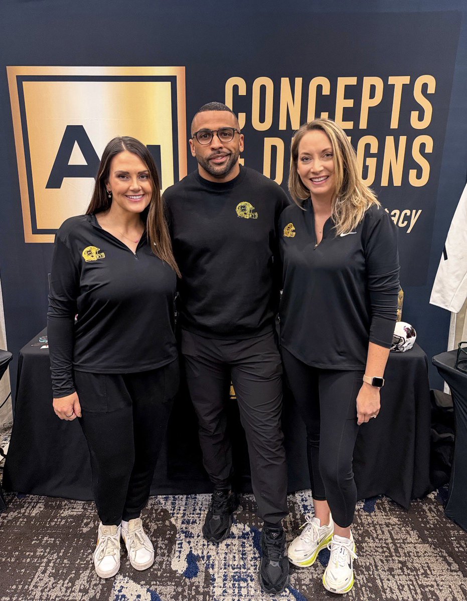 AuDesigns's tweet image. Big thanks to every coach who took the time to stop by and talk decals with us at the trade show. Your programs inspire what we do, and we’re pumped for what’s coming next. New season. New looks. Let’s make your helmets stand out. #Au #CustomizeYourLegacy #highschoolfootball