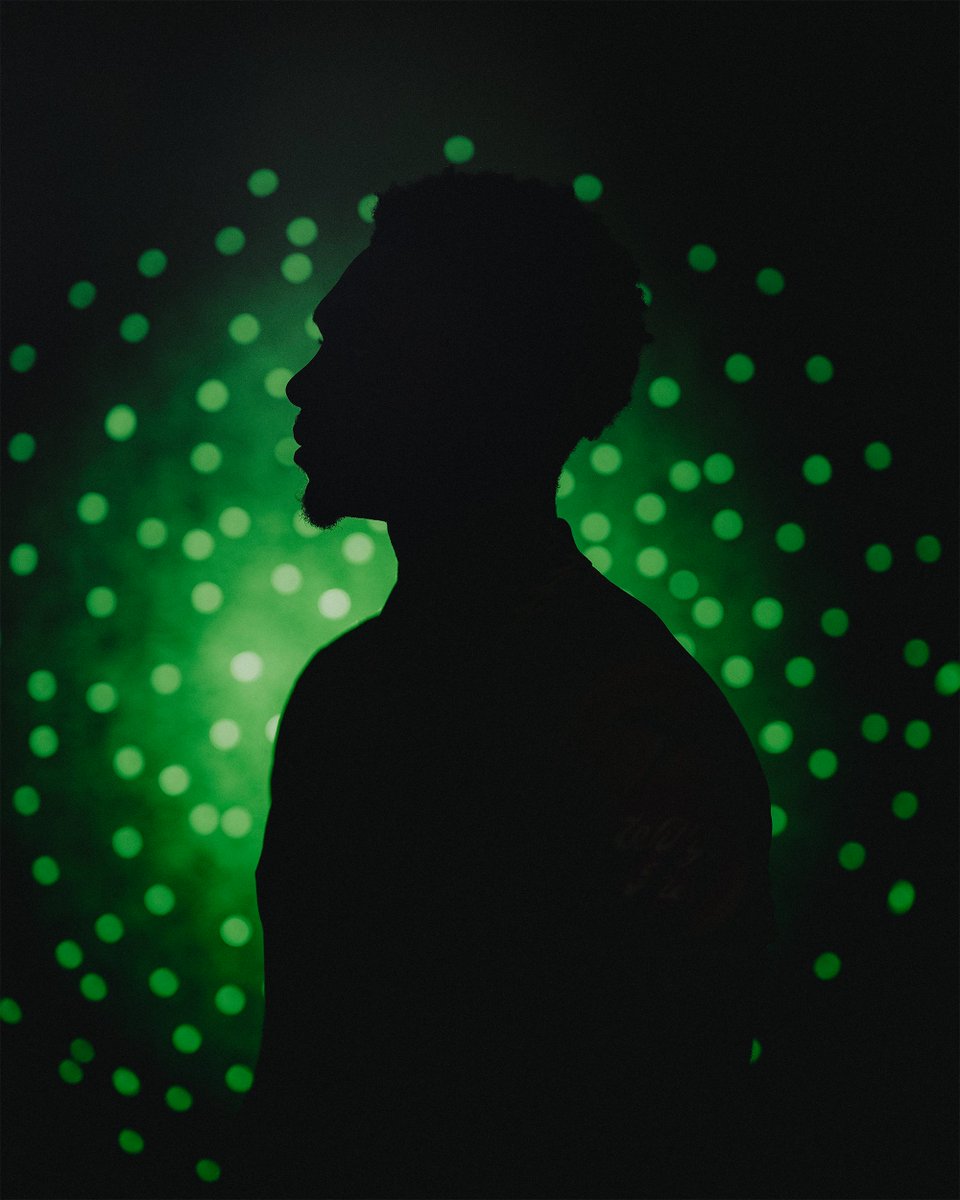 A Sunday evening signing? ✍️