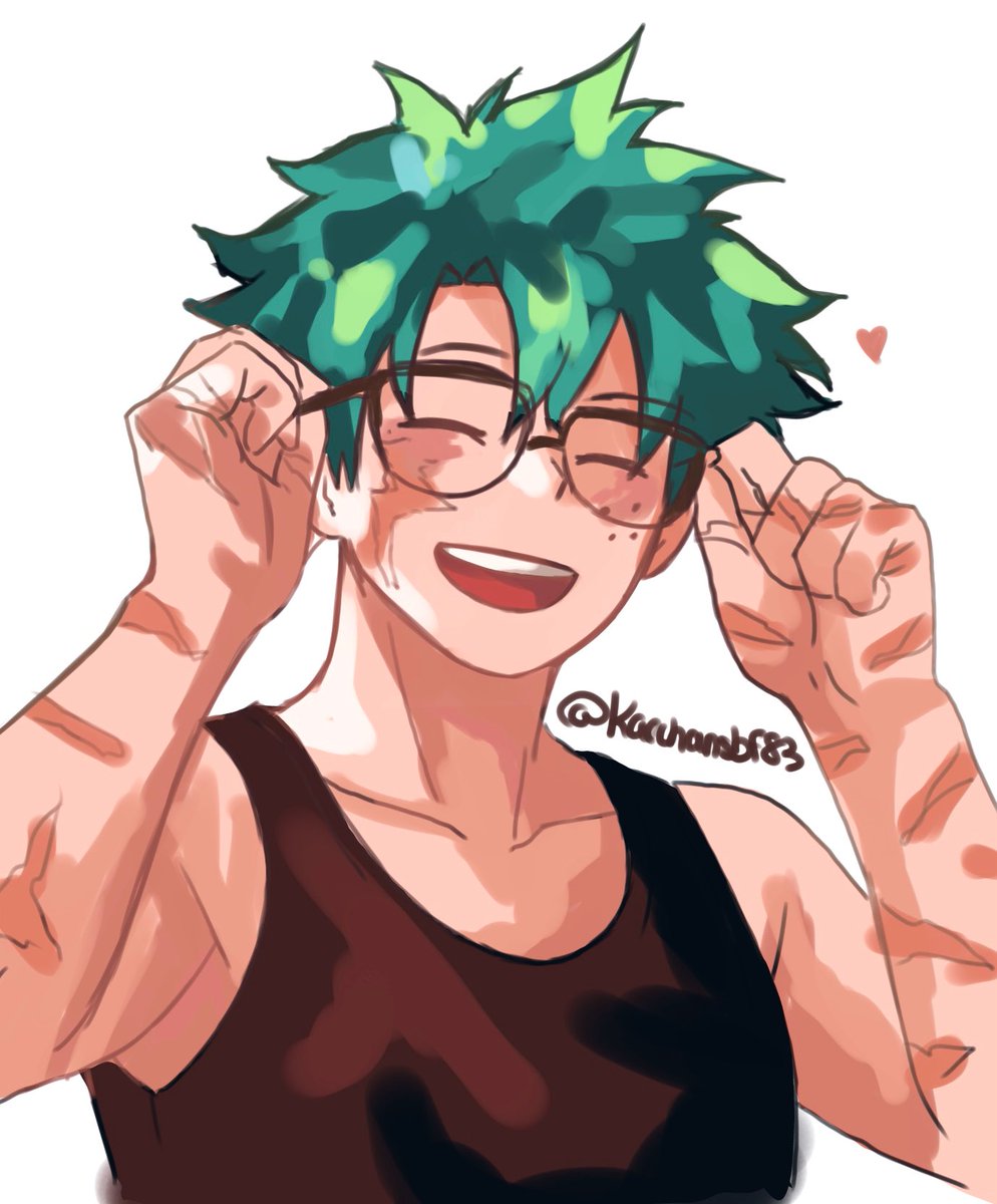 kcchnsbf__83_'s tweet photo. Izuku with glasses 🛐 https://t.co/CAWN0hZhbr