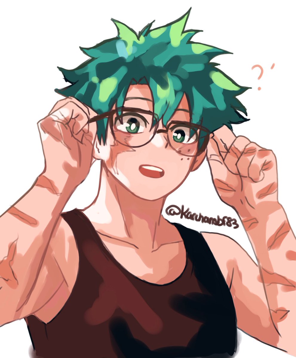 kcchnsbf__83_'s tweet photo. Izuku with glasses 🛐 https://t.co/CAWN0hZhbr