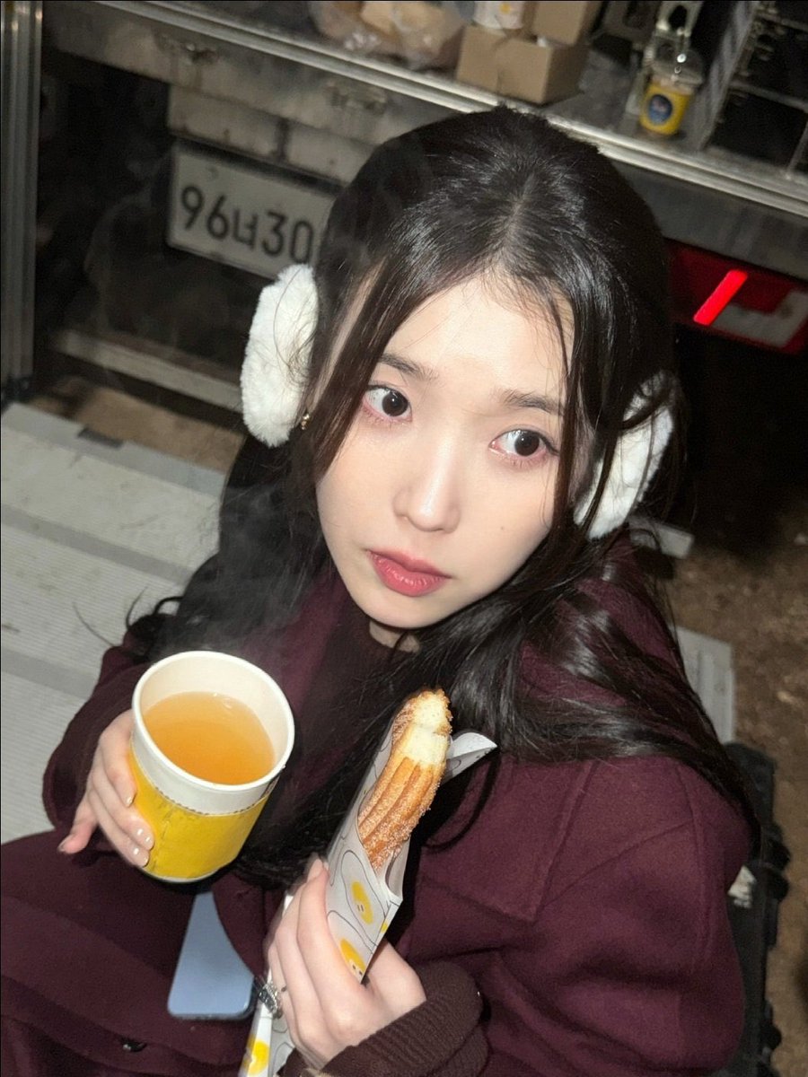 slightly obsessed with everything about this picture