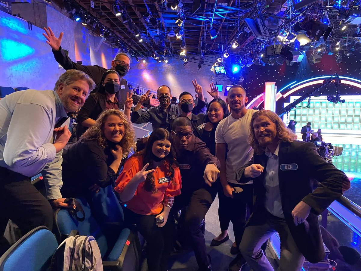 TheRealDTLew's tweet photo. Today is 3 years since I filmed my episode of @WheelofFortune. Walked in and saw a friend I hadnt seen in a while who ended up being my partner on the show and made 13 new friends too! Life changing experience for me. Long live The Wheel Deal! #wheeloffortune #WWE #WWEWeek https://t.co/F2jgC5NaAE