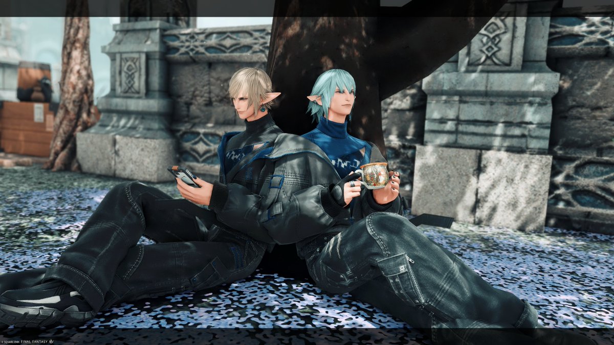 隔了超久才發文的我😳
身體不如以前 常常事情做一半直接睡著
結果就是 拍照都拍不到🥲
決定換個方式來  沒辦法一次拍完就盡量一天一張慢慢拍 才不會搞到喬到一半就睡著🥲

最近大概就像這樣閒著悠哉😳🫶