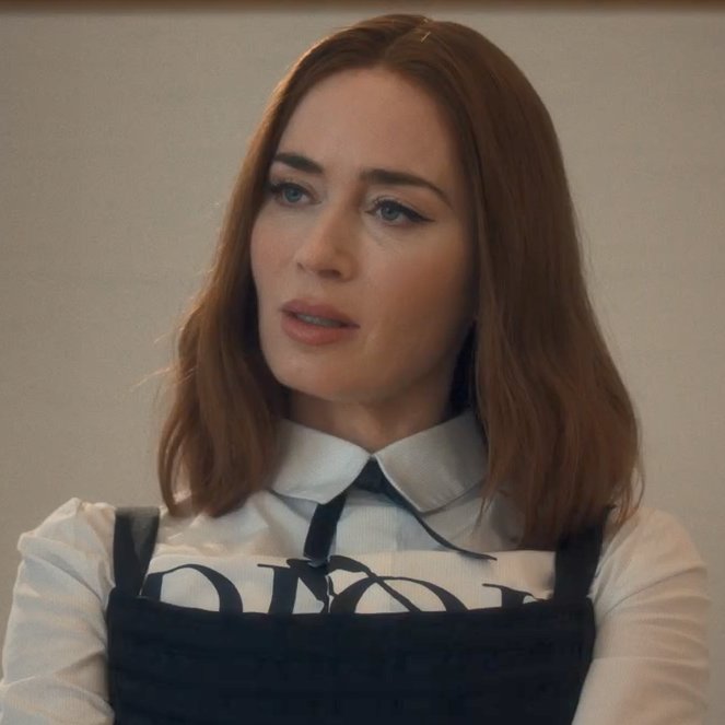 the eyeliner!!! i love how they kept emily charlton's iconic makeup we are so back