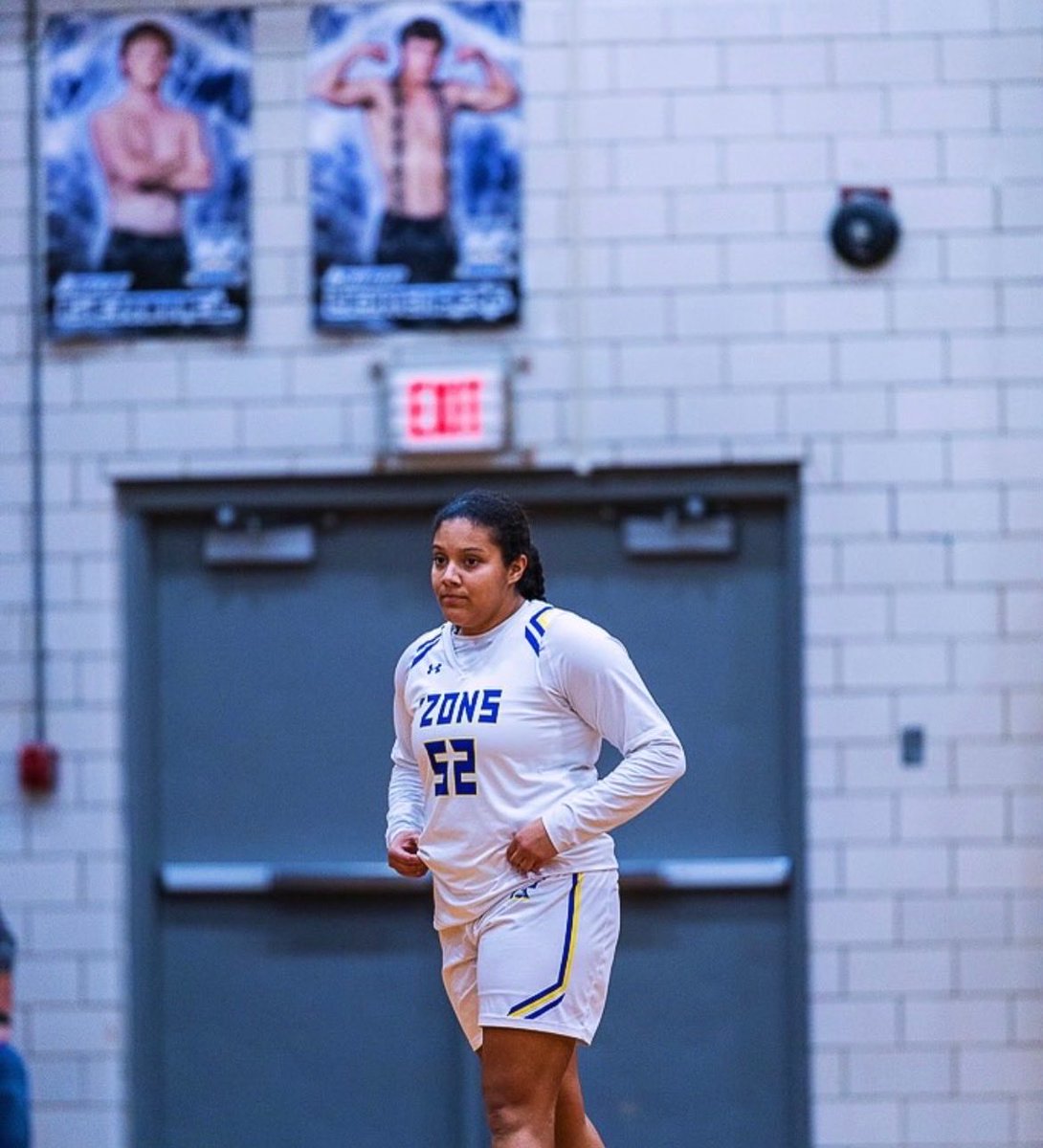 MadeiraZonsBk's tweet photo. It’s senior week. We have 7 seniors to honor! First up is Makayla Davenport. She’s one of our multi-sport (soccer) athletes. She’s been a force in the middle. https://t.co/D9dwN269Lu