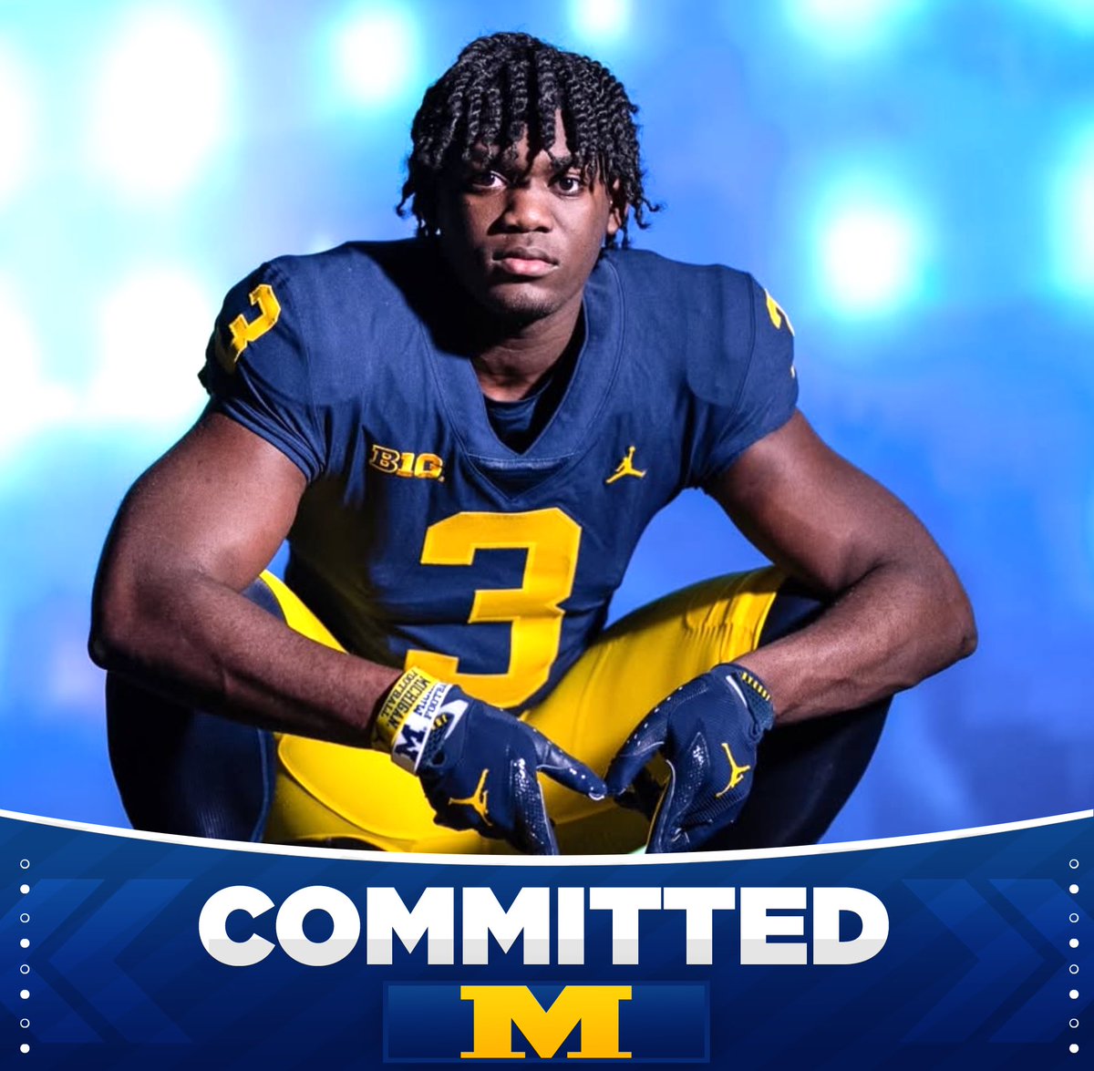 uofmcoverage's tweet image. BREAKING: 2026 LB Ndi Etta has committed to Michigan! 

The 6’2 220 pound prospect from Argyle, TX is the younger brother of current Michigan DT Enow Etta #GoBlue