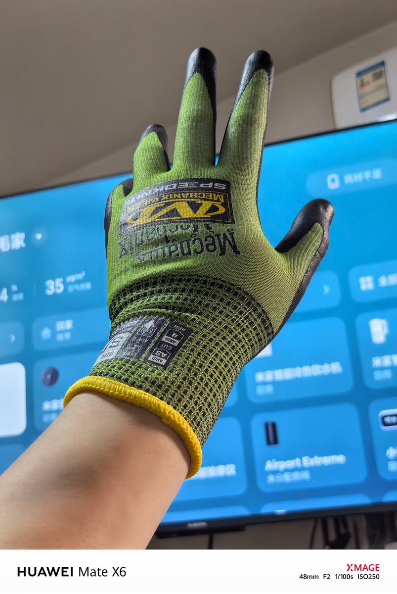 疯狂燃烧的腿毛 tweet media