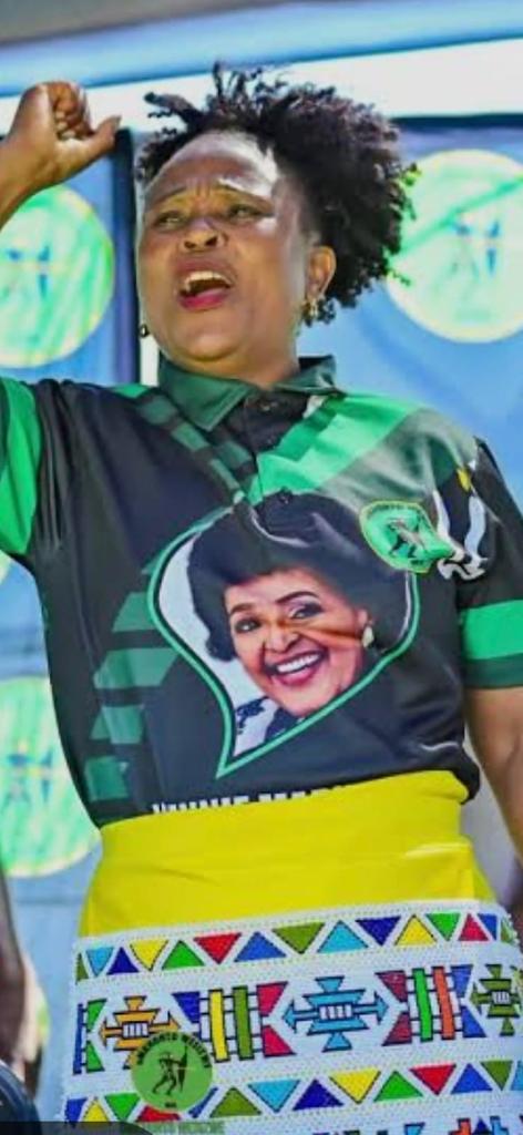 Happy birthday to Adv Mkhwebane,Umkhonto WeSizwe Party Mpumalanga Chairperson.
We wish you a good life,health, and prosperity.
Mbokodo in the real sense of the word.Happy birthday my love.