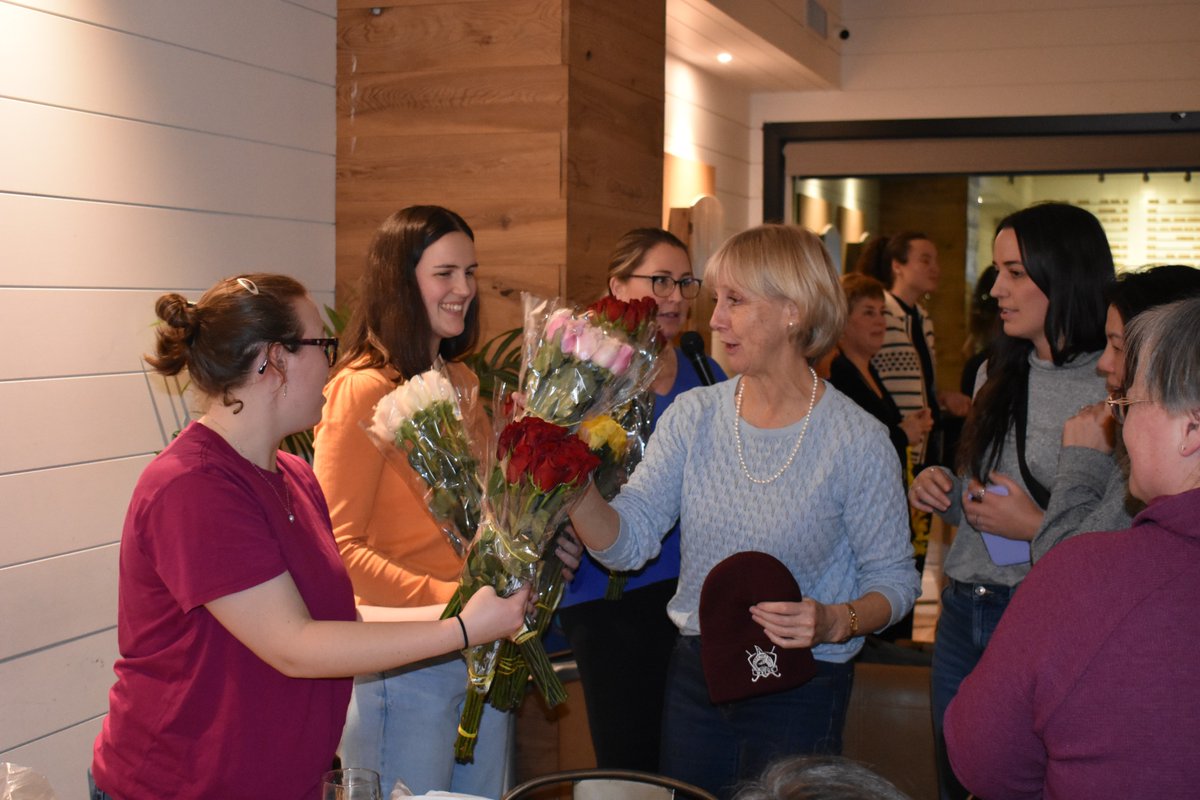 West Vancouver FHC tweet media