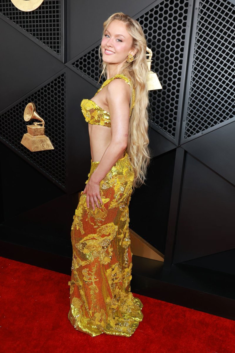 SeriesBrasil's tweet image. Zara Larsson no #GRAMMYs.