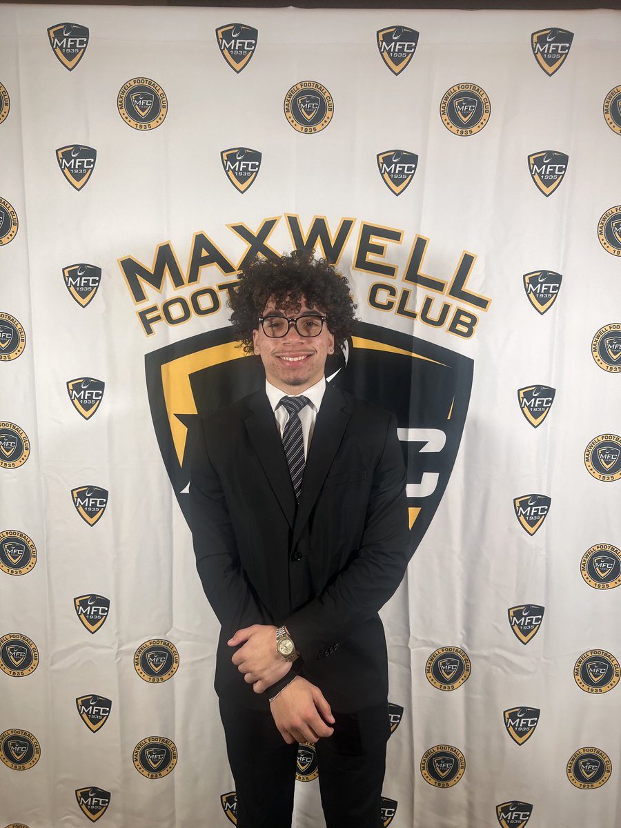 SalesianumFB's tweet photo. Congrats to our guy @JayvianBurrell on winning the @MaxwellFootball Mini Max Award - representing Salesianum! https://t.co/ClFeP4iggl