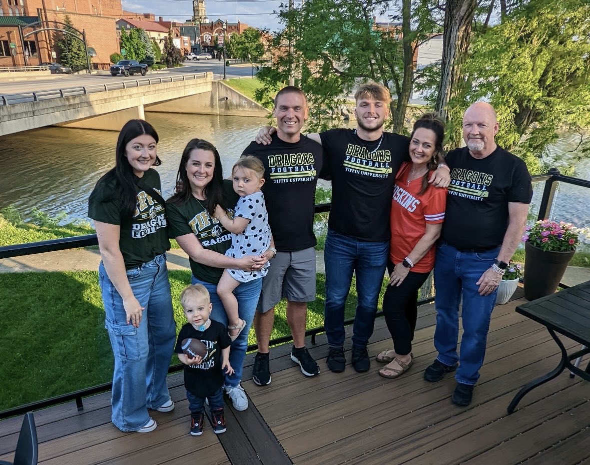 Nick Truesdale tweet media