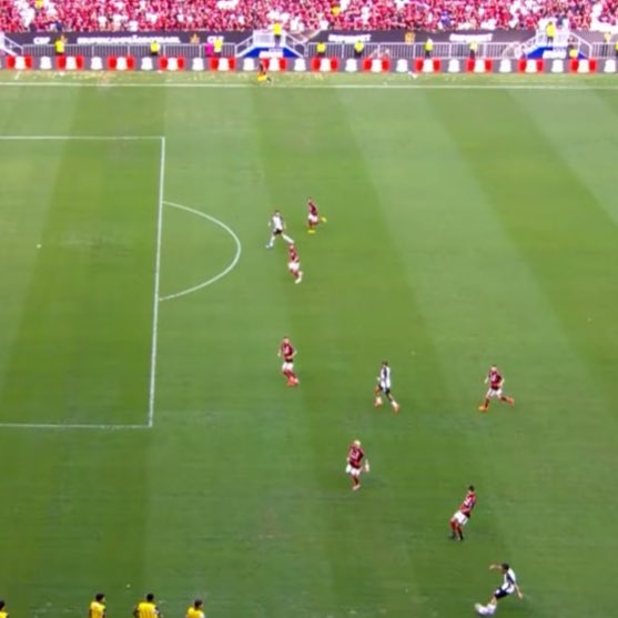 _sccpnews's tweet image. 🚨 | A CBF se pronunciará em breve sobre o gol de Memphis na final da Supercopa do Brasil, contra o Flamengo, anulado por impedimento.

O VAR não estava funcionando no momento do gol do camisa 10 do Corinthians e, por imagens das transmissões do jogo, Yuri Alberto, que chutou…