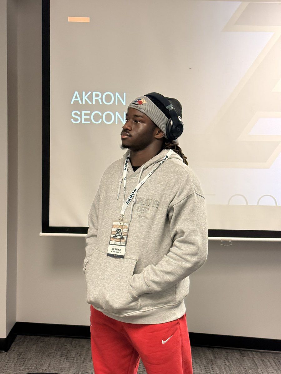 ๐น๐๐
๐บ๐๐๐๐ ๐ฑ๐ ๐ tweet media