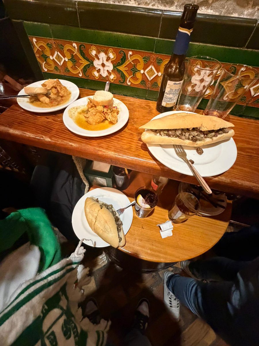 daniidiezrn's tweet photo. y de nuevo, buen viaje… pero vamos… https://t.co/p52dk1uZPe