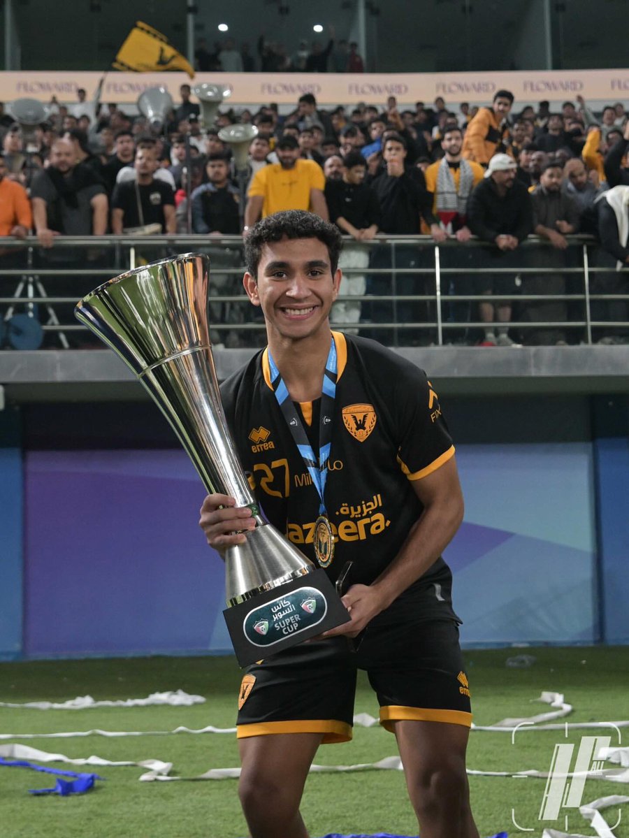 AALghuniman's tweet image. هذا الكاس حق جمهورنا الغالي قبل أي شخص ، دعمكم كان معانا في كل دقيقة وصوتكم كان الدافع الحقيقي لنا ، الحمدلله كاس السوبر قدساوي ، ومهما قلنا ماراح نوفيكم حقكم فخورين فيكم 💛
شكرا جمهورنا الوفي واللاعبين والجهاز الفني والطبي والاداري والف مبروك 💛🖤