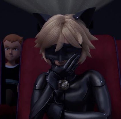 daily chat noir tweet media
