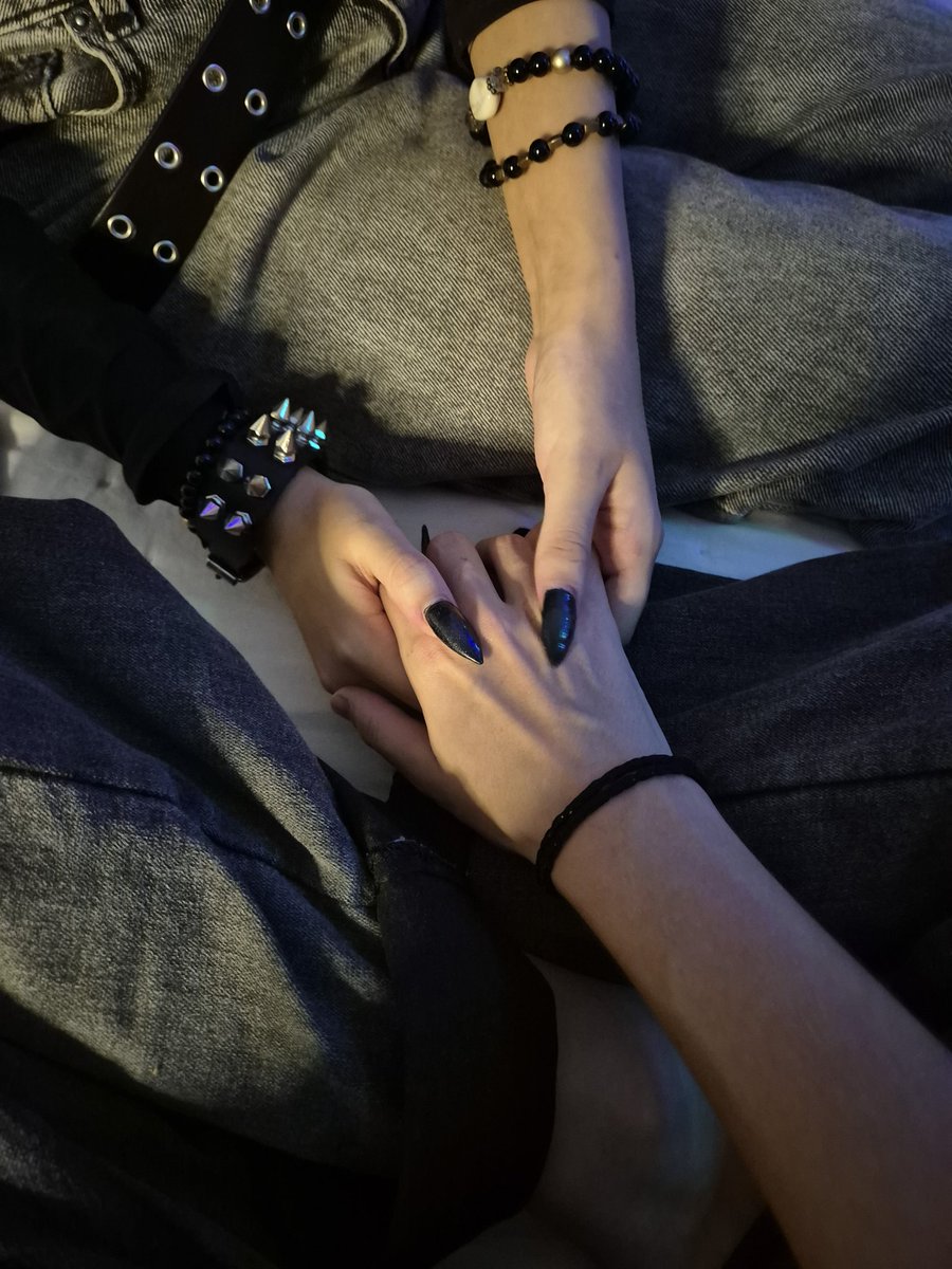 thaispancaxota's tweet image. #wlw