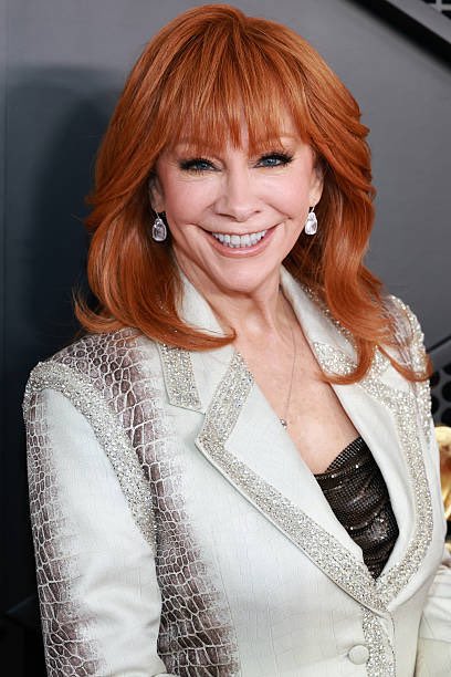 StasiaOfRath's tweet image. Looking fierce at the #Grammys #Reba