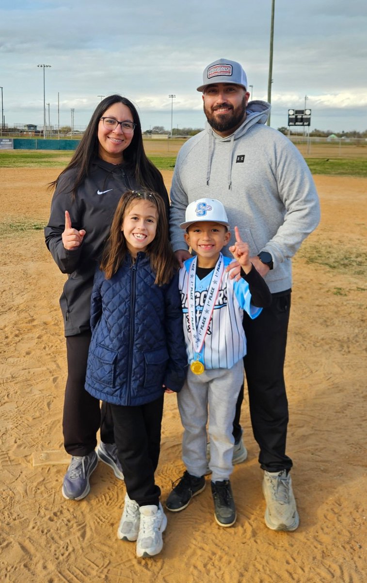 Eric Martinez tweet media