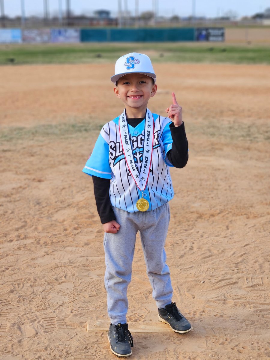 Eric Martinez tweet media