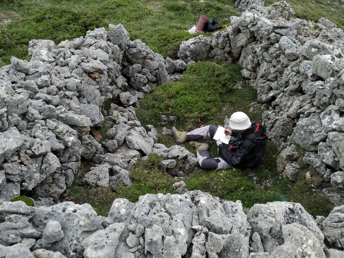 Con tristeza nos deja un miembro de nuestro equipo, Eloy Algorri, q fue además el impulsor del inventario de fortificaciones de la Guerra Civil Española en León. Un grandísimo profesional como arquitecto y un enorme compañero y amigo. Siempre te recordaremos en #HISMECON <a href="/unileon/">Universidad de León</a>