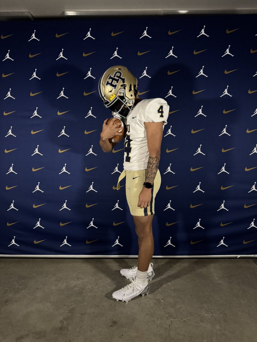 Miles Johnson tweet media