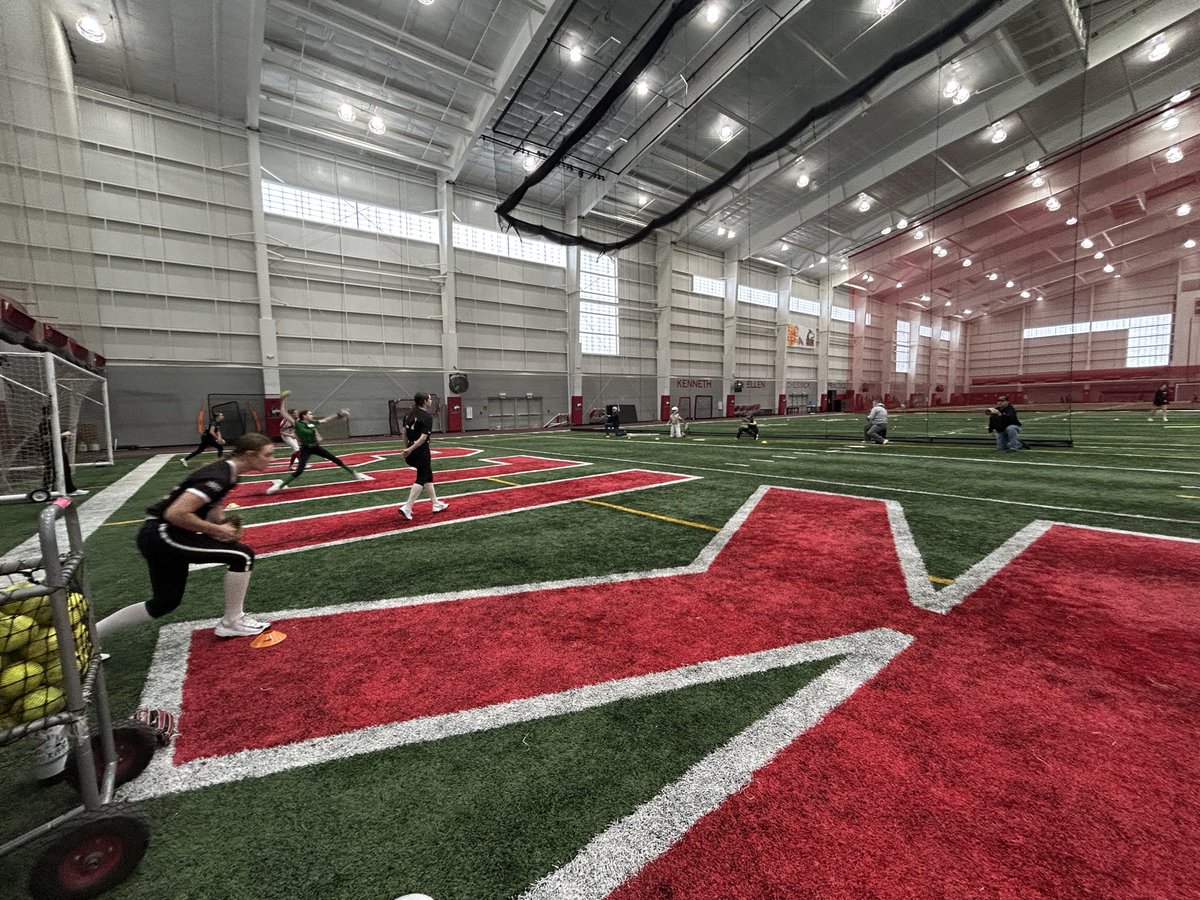 NIU Softball tweet media