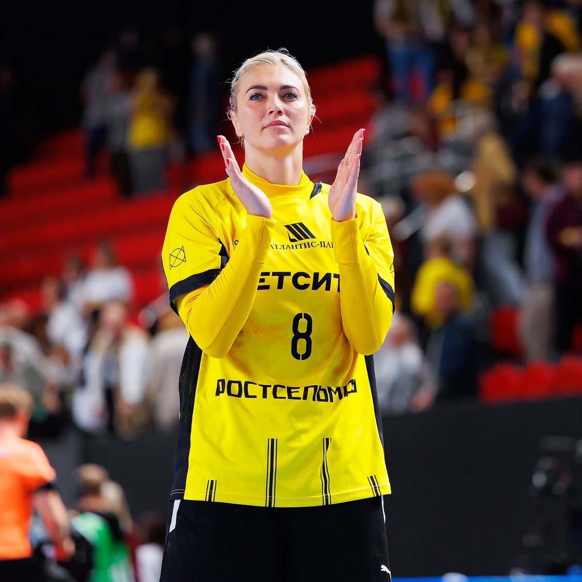 sportwomen4's tweet image. Anna Sen (Rostov-Don) #handball #sport
📷source: vk.com/albums-35169417