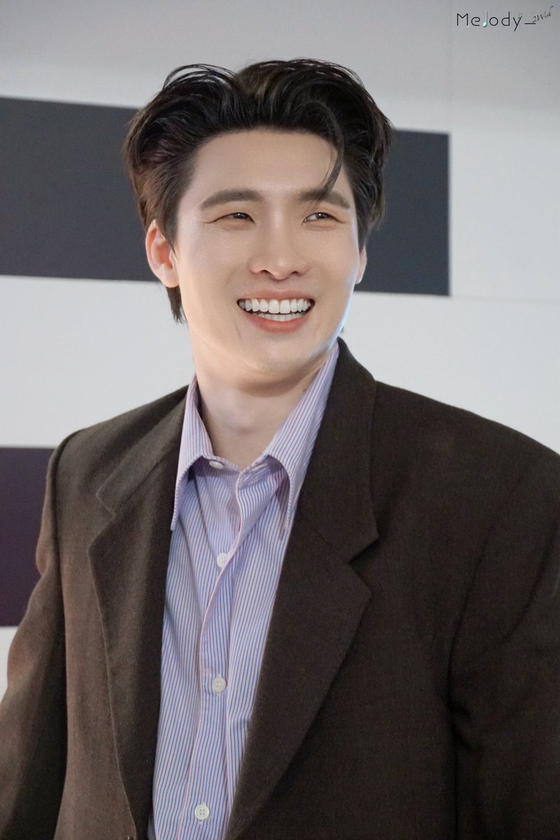 Melody2wishCNFC's tweet image. 260201📷

Cute &amp;amp; Handsome 😍@m34nismind 

#MeanPhiravich
#UltimateTroopBoardJump2026