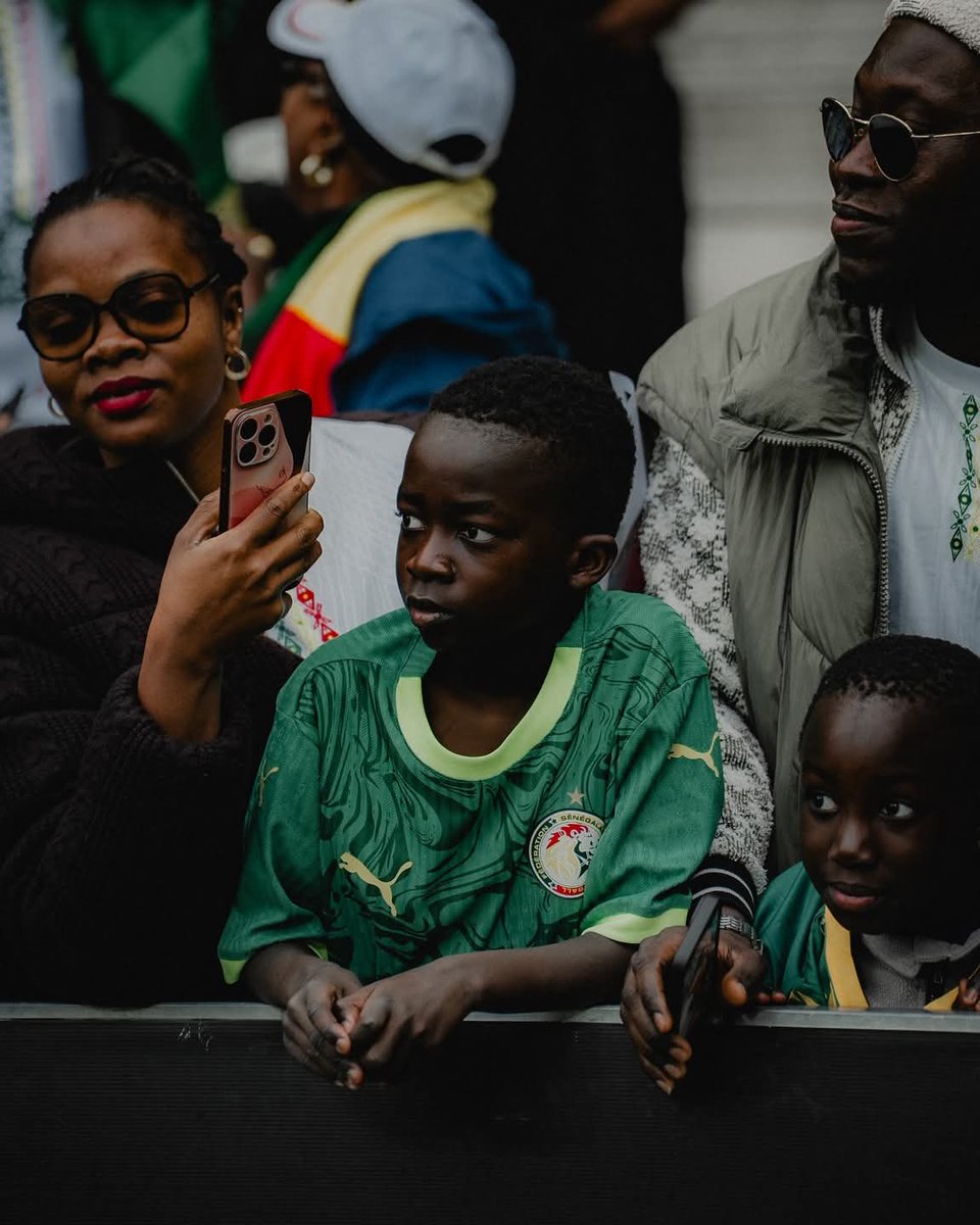 amuyakar_Ndoy's tweet photo. Près de 200 Sénégalais de Nice sont au stade pour rendre hommage à leurs Champions d'Afrique 🇸🇳
#OGC_NICE https://t.co/diqH9yyAPv