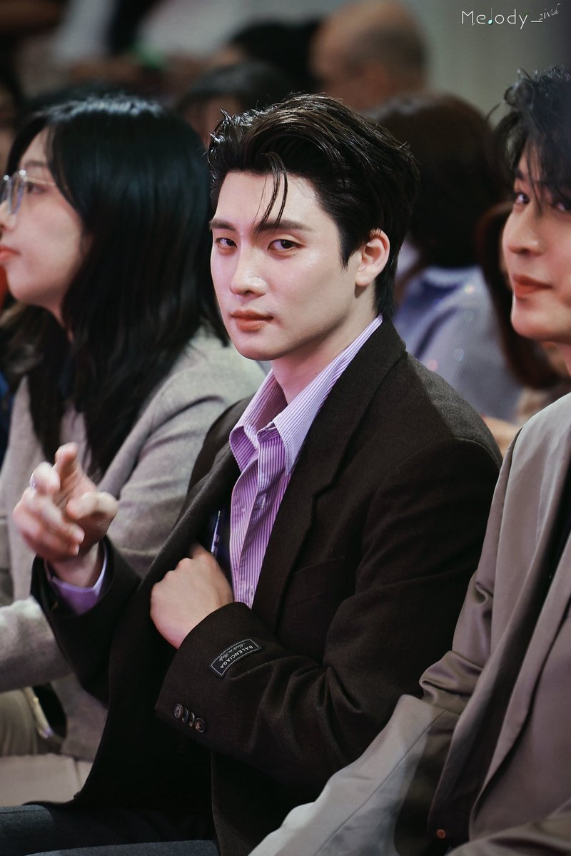 Melody2wishCNFC's tweet image. 260201📷

✌️✌️Pose @m34nismind 

#MeanPhiravich
#UltimateTroopBoardJump2026