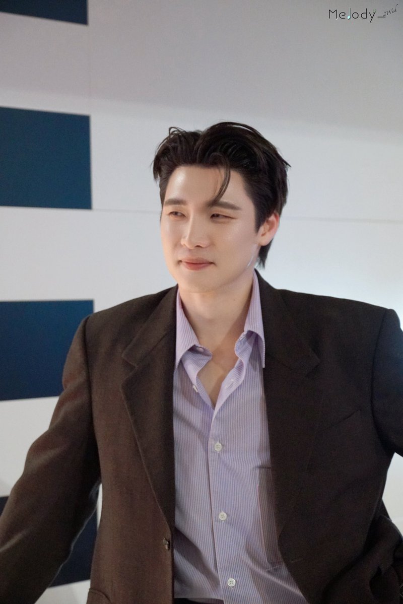 Melody2wishCNFC's tweet image. 260201📷

Gentle Boy @m34nismind 

#MeanPhiravich
#UltimateTroopBoardJump2026