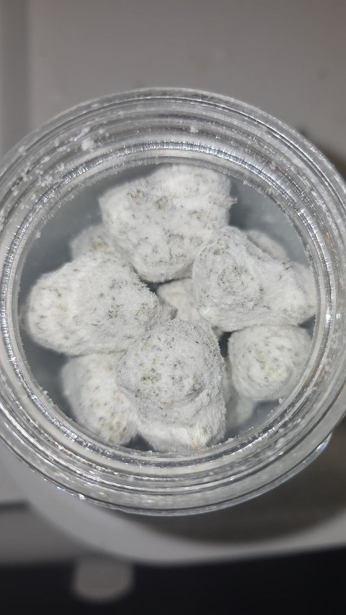 Snow Caps⛽️these pure THC crystals are 🔥 come get them before they’re gone!! #dfw #snowcaps #flower #plug #dallas