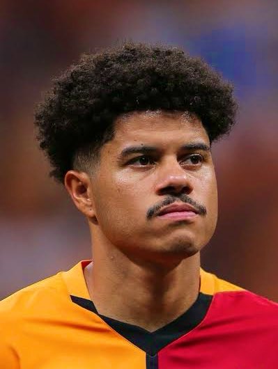 Sara'nın attığı gol dışında İcardi oyuna girince ona gol attırmak için verdiği çaba harikaydı 🙃