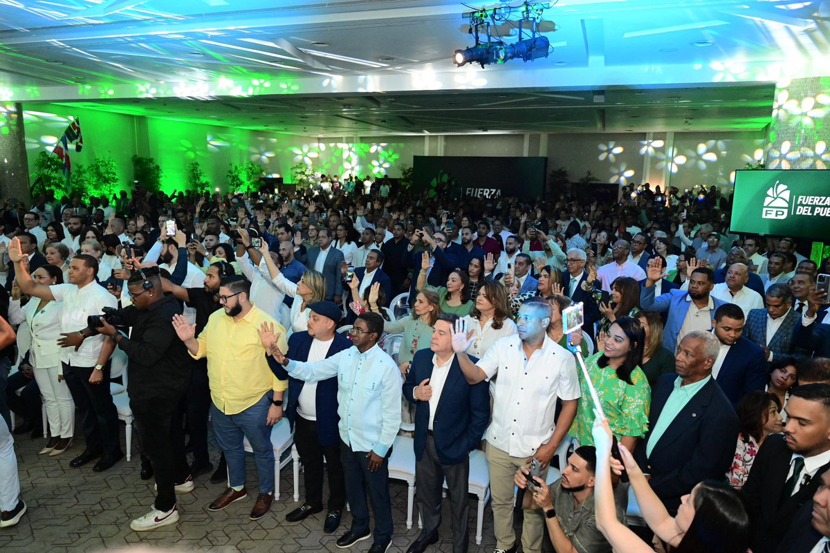 Leonel Fernández tweet media