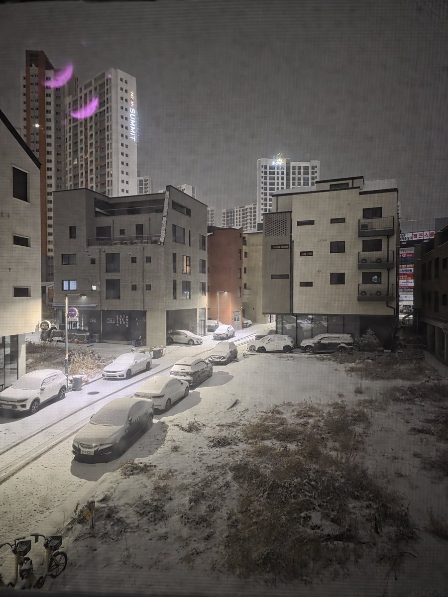 Кундузи қуёш чиқиб кечаси қор ёғиб яна эрталабдан қуёш чиқберадиган жойда