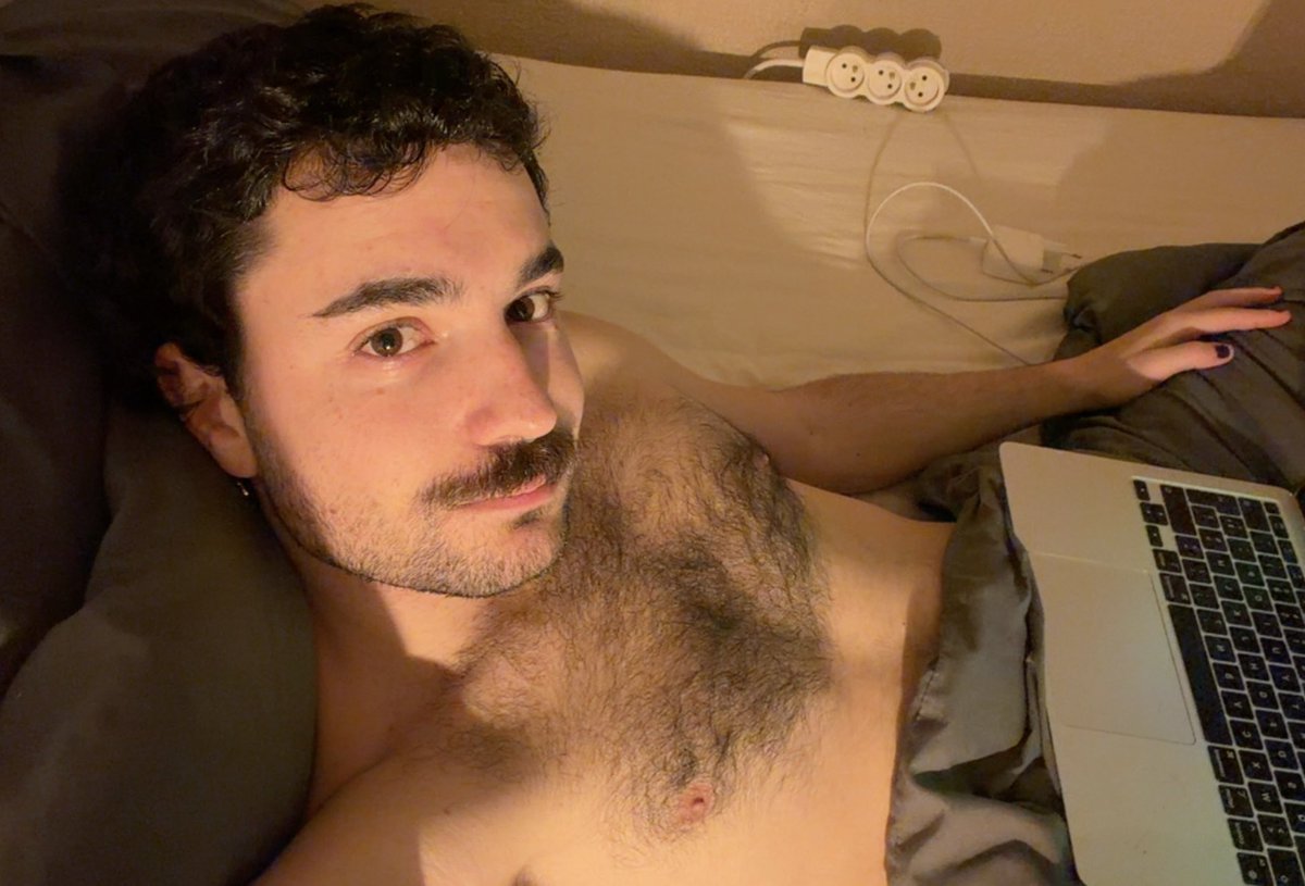 tim au thé tweet media