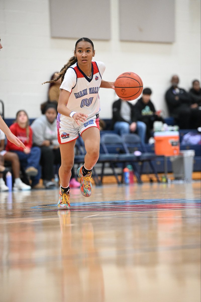 Mylee T. - Basketball Page only tweet media