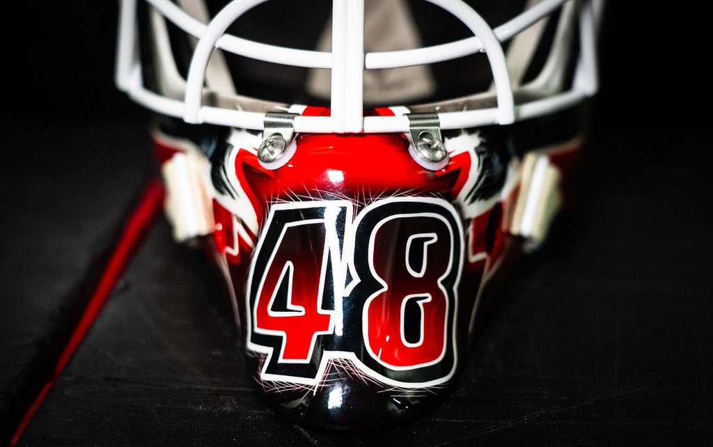 MadelnCanada's tweet image. Team Canada goaltender Logan Thompson’s goalie mask for the 2026 Milan Winter Olympics 🇨🇦