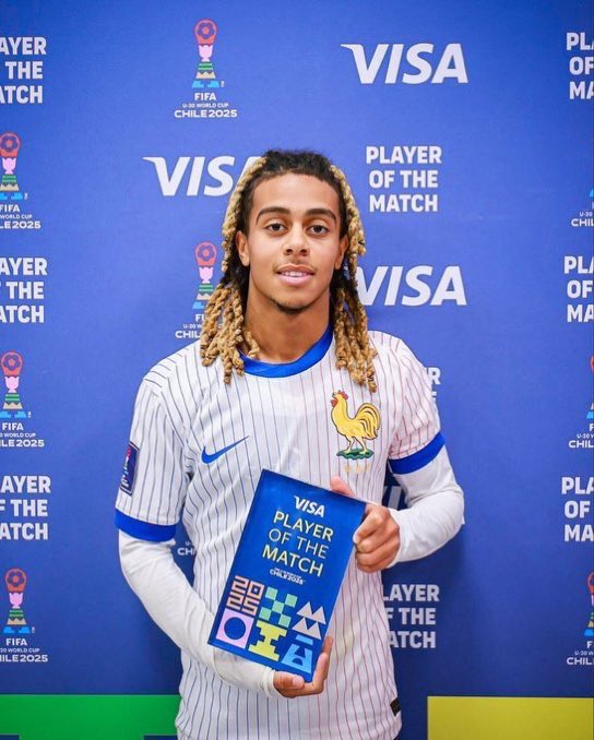 يا والله اللي مرحبا صدق 🤩💙🔥

#الهلال 
#سايمون_بوابري