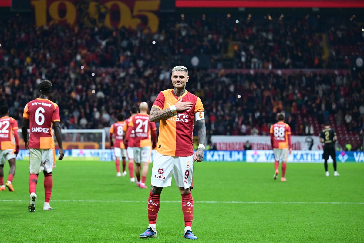 Metin Oktay’ın doğum gününden bir gün önce Kral’dan Taçsız Kral’a… 🫶 

#GSvKYS