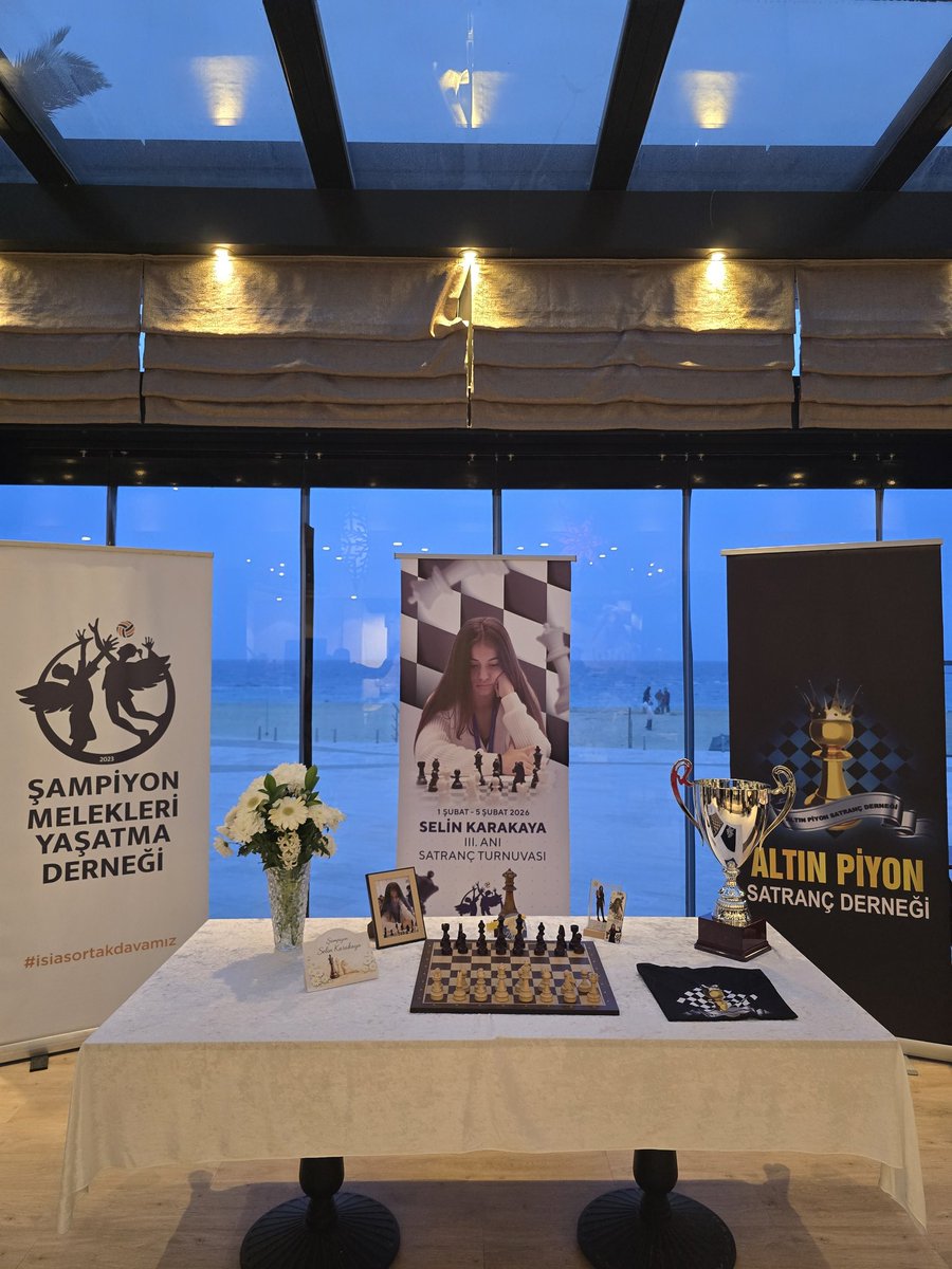 Selin'im 🤍🤍🤍 
Bugün hamleler senin için bebeğim..
Çok, çok, çok özledim annem...
#selinkarakaya
#isiasolasıkast 
#isiasortakdavamız