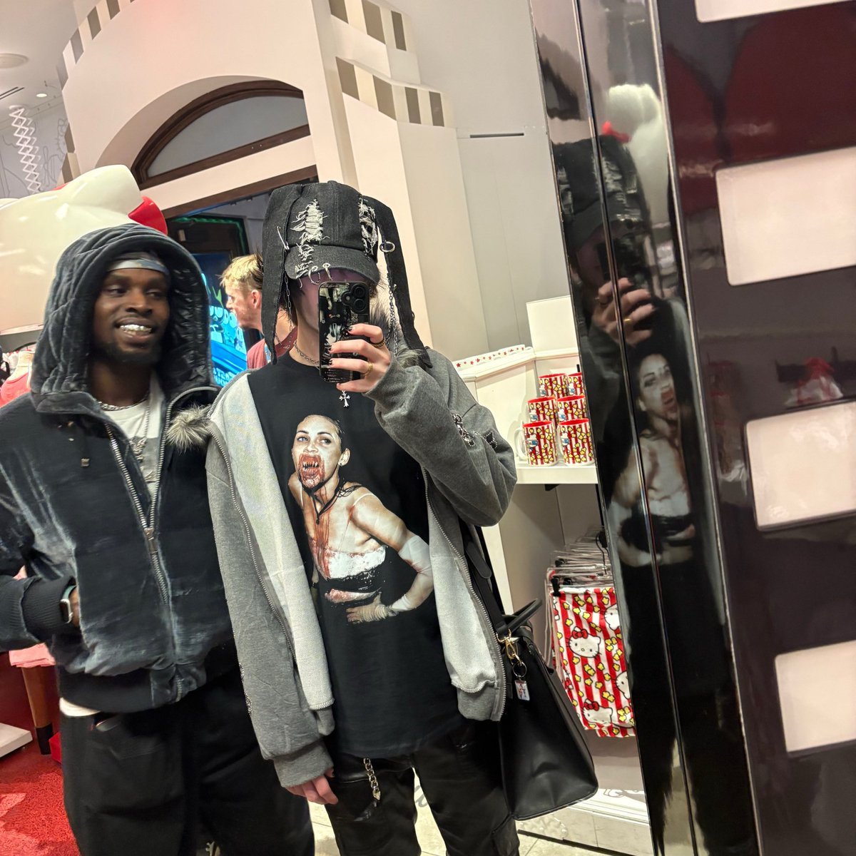 Original God 𒉭 tweet media