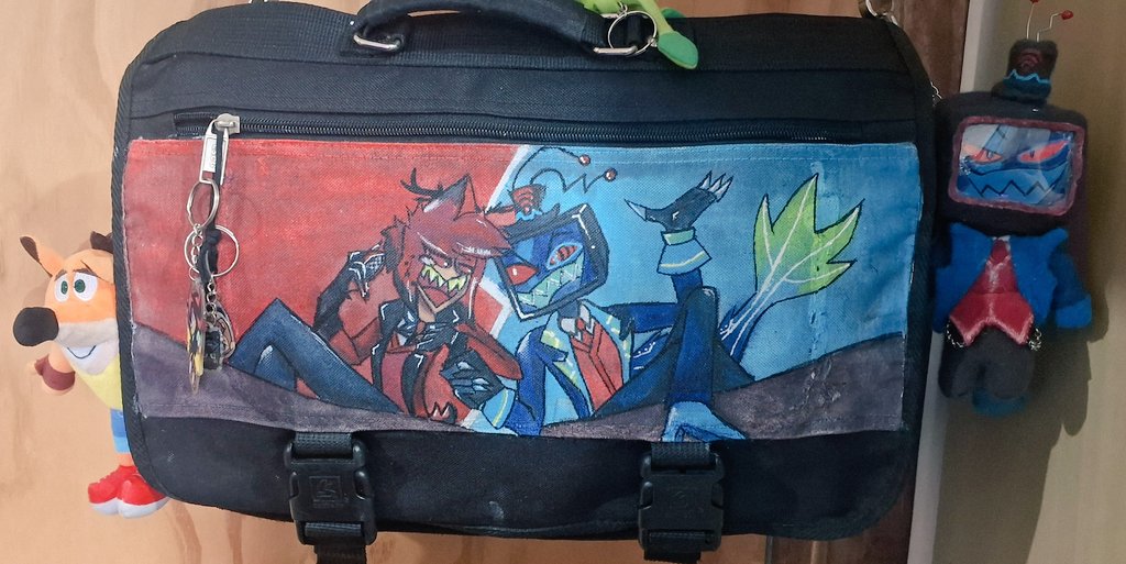 PietraWeber12's tweet photo. 🥰
.
#HazbinHotel #Alastor #vox https://t.co/XwBcP0247R