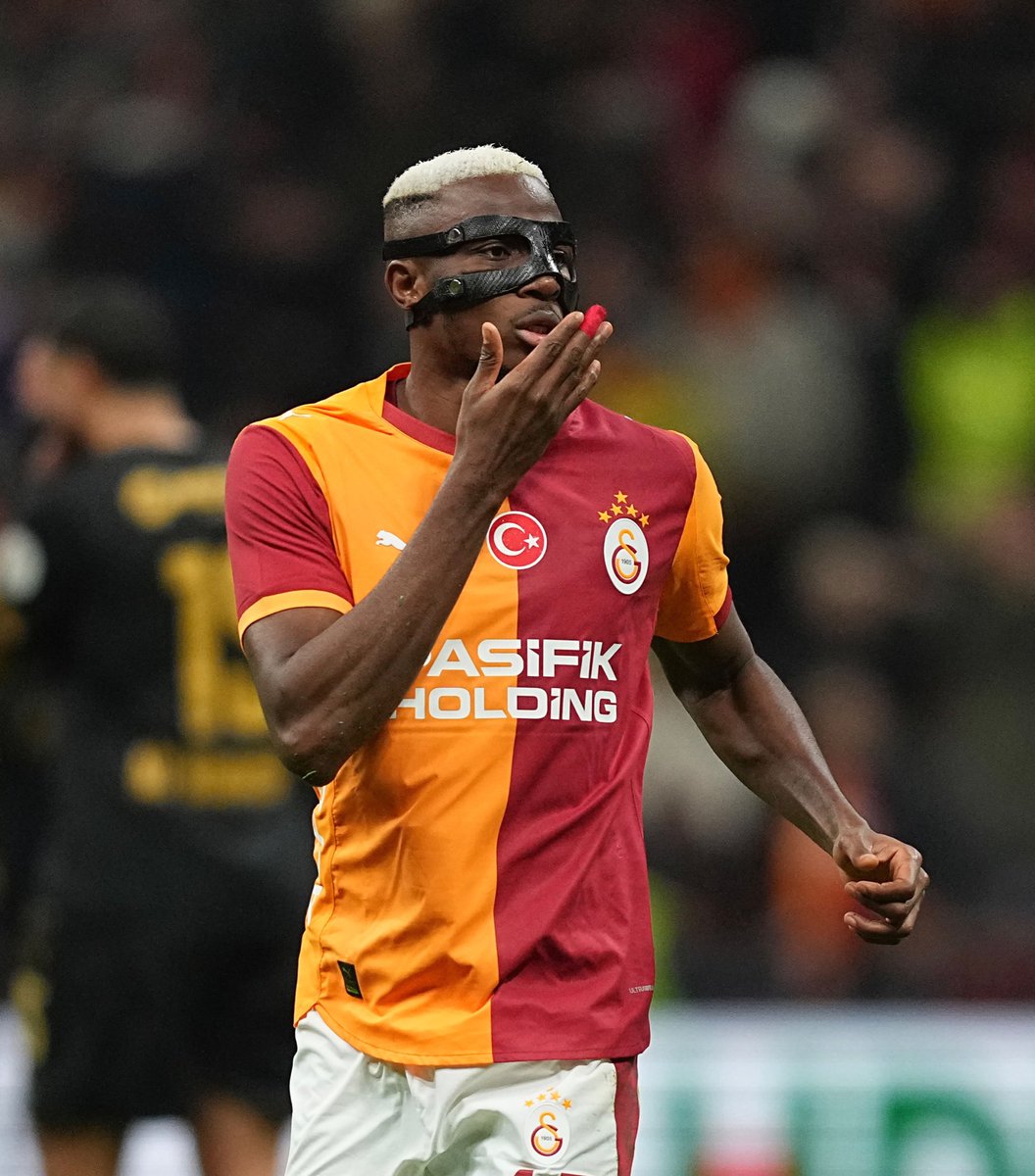 O S I M H E N 👊🏻