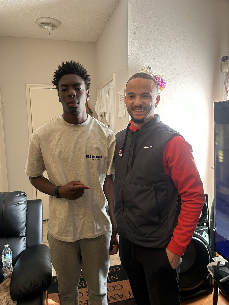 Job “jojo” Kumakeh tweet media