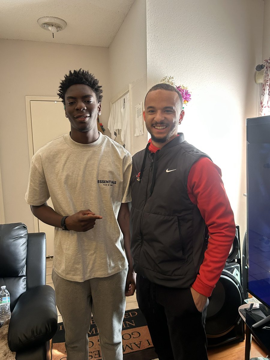 Job “jojo” Kumakeh tweet media