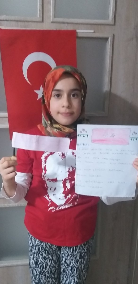 4/A sınıfımızdan Meleknaz Yıldırım'a teşekkür ederiz...
Harikasın 👏👏👏👏
#bayrağım #bayrak #bayrakaşkı 
Sarsılmaz Yarınlar İçin...
#yaşayanokulgüneykenti̇lkokulu 
<a href="/elazig_valiligi/">T.C. Elazığ Valiliği</a> <a href="/tcmeb/">Millî Eğitim Bakanlığı</a> <a href="/elazigmem/">Elаzığ İl Мillî Eğitim Müdürlüğü</a>