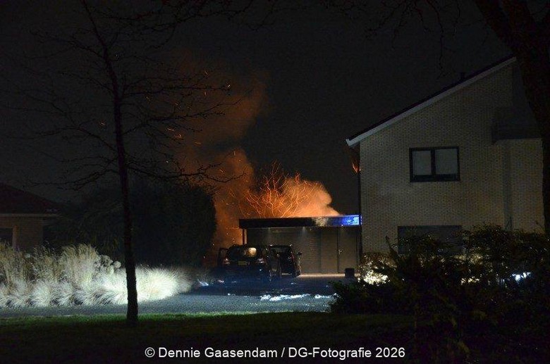 Forse buitenbrand aan de Nijlgans in Wildervank